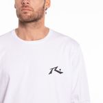 148182001_3
