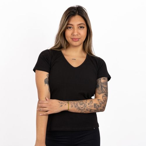 REMERA 12 ONZAS ESCOTE V MUJER